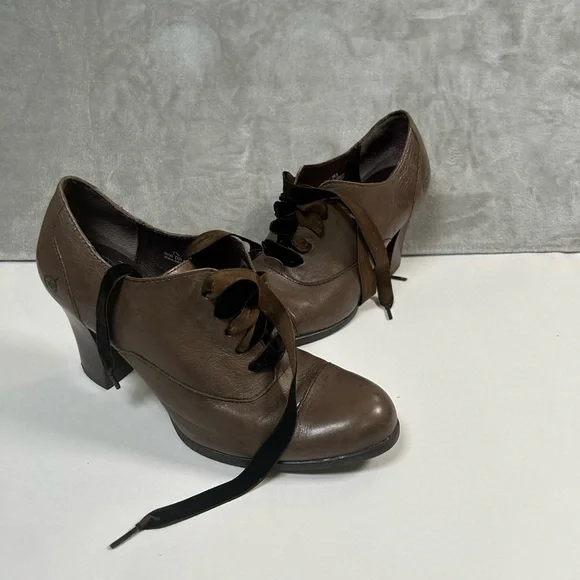 Born brown Oxford block heels - Picture 1 of 10